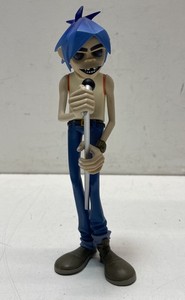 2-D Gorillaz Kidrobot Phase 2 Action Figure Loose with Microphone Stand