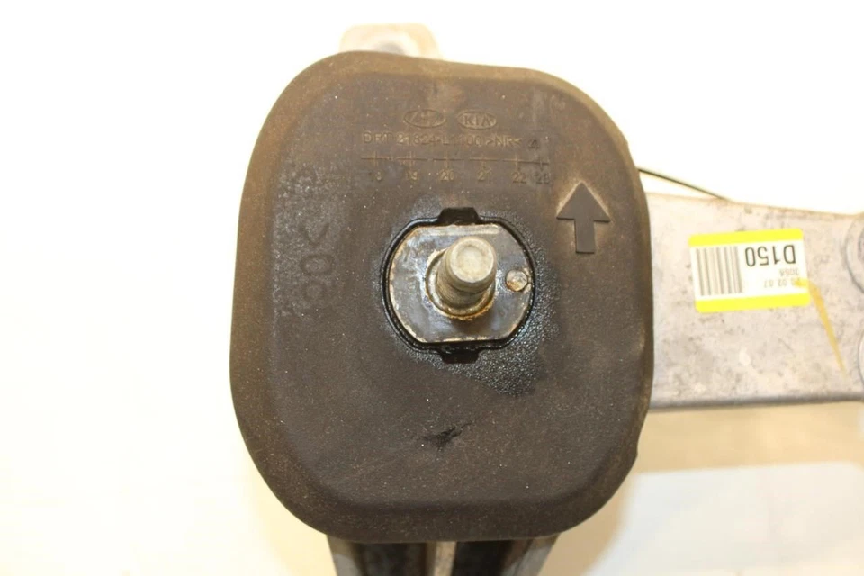 2020-2023 Hyundai Sonata SE 2.5L FWD Front Engine Mount Bracket 21824-L1100 OEM - Image 4 of 4