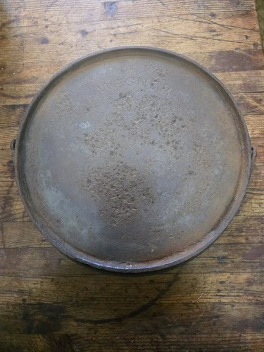 Wagner arc logo Cast Iron Bailed Handle Griddle 11 inch