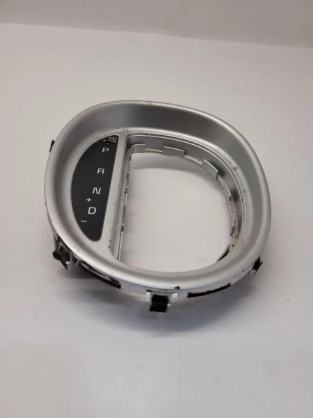 2014-2019 KIA SOUL CENTER CONSOLE SHIFTER BEZEL PANEL TRIM OEM - Image 2 of 4