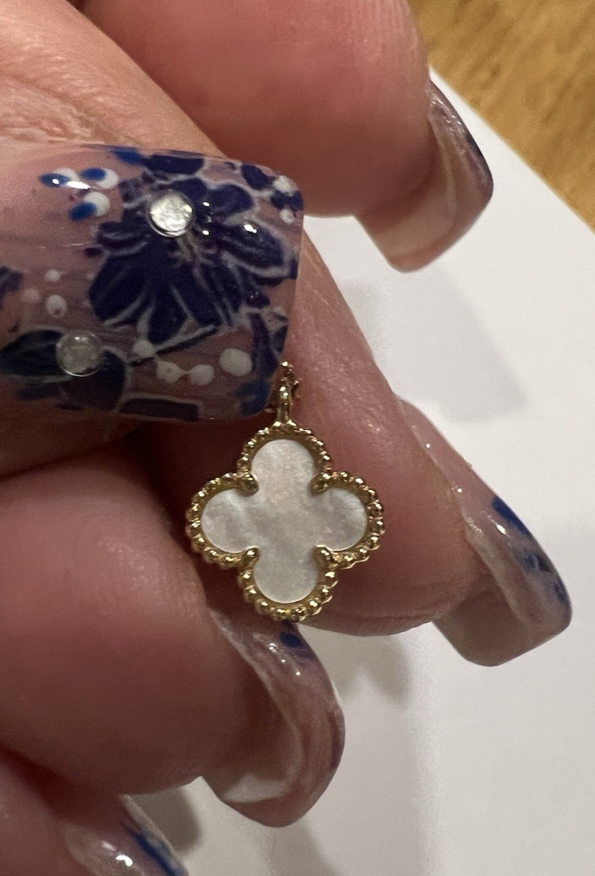 Van Cleef & Arpels  Authentic Sweet Alhambra 18k … - image 13