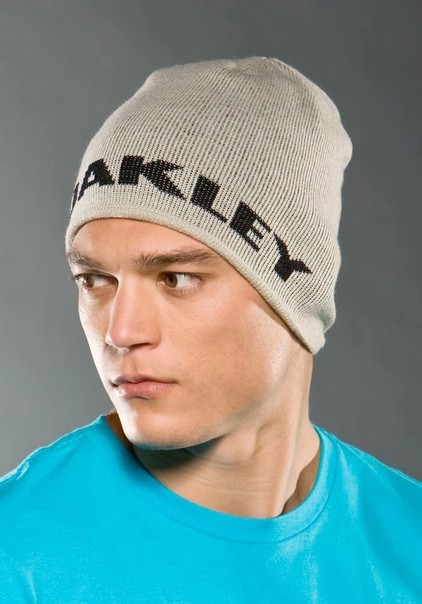 Oakley Bark Ski Snowboard Hat Beanie Nickel Grey