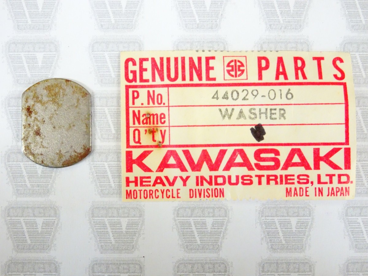 Kawasaki NOS NEW 44029-016 Fork Spring Seat Washer F7 G3 G31M