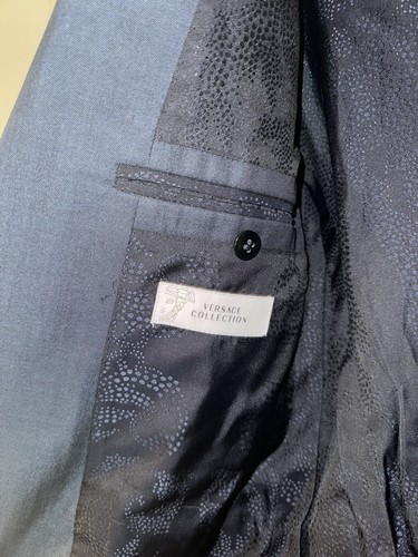 VERSACE CLASSIC MEN'S 2 PIECE NAVY SUIT - Picture 5 of 17