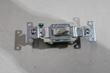 Eaton CSB315STLA-SP-LW Light Switch and Control Accessories