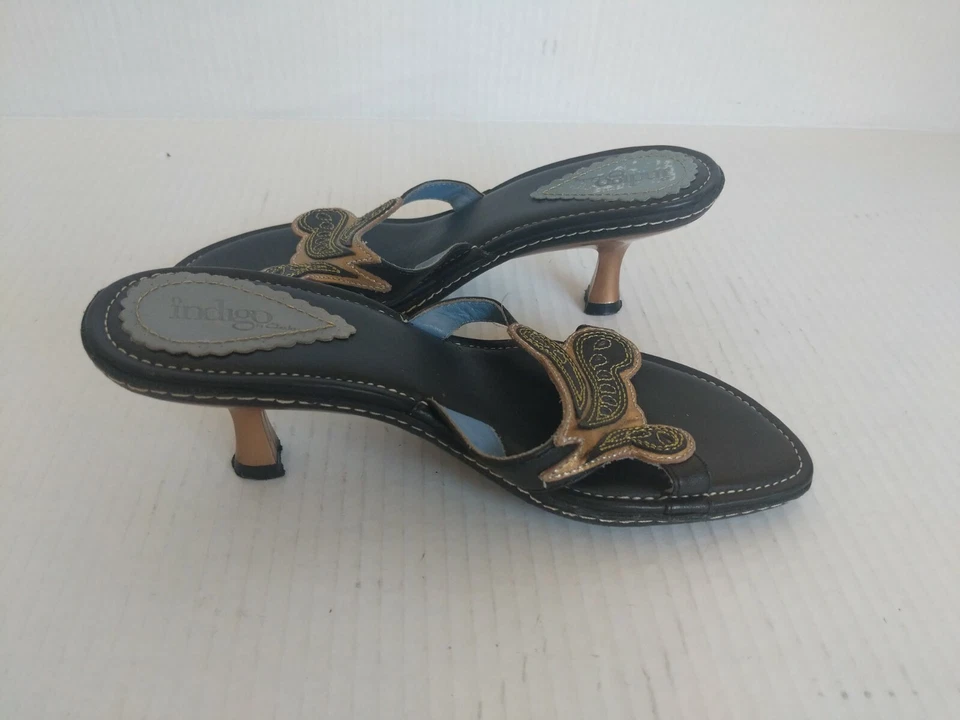 Sandalia INDIGO Cuero Negro y Dorado Tacón Gatito Punta Abierta Slide Mules 5M 80105 Foto 4 de 4