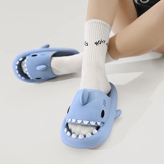 Shark Slides Sandals Non-Slip Open Toe Slippers Cloud Home  display picture 1