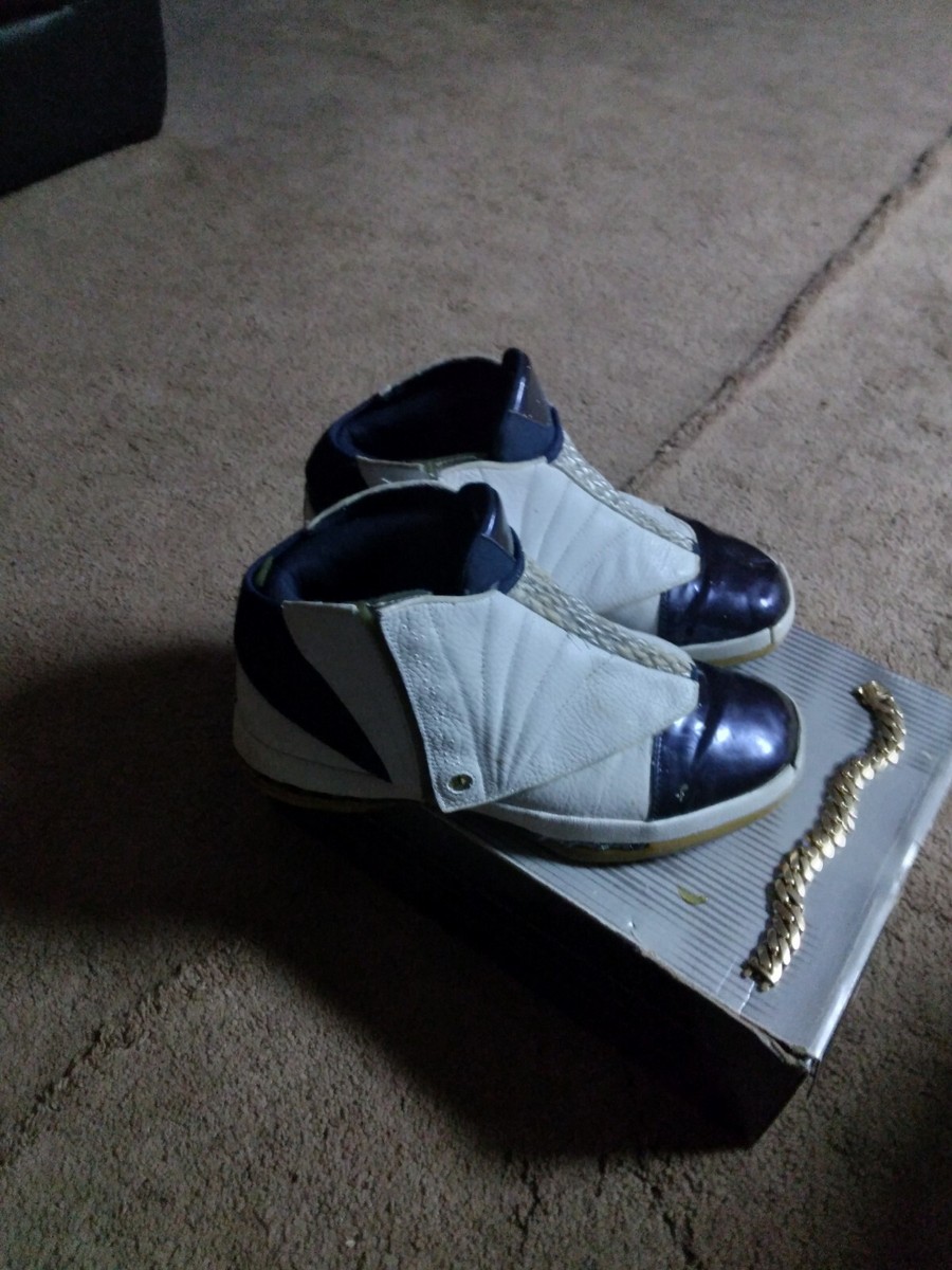Size 10 - Jordan 16 OG Midnight Navy 2001 | eBay display picture 3