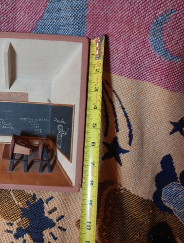 Vintage Handmade Folk Art Classroom Diorama Sculpture Signed 1 Room Schoolhouse - Picture 9 of 10