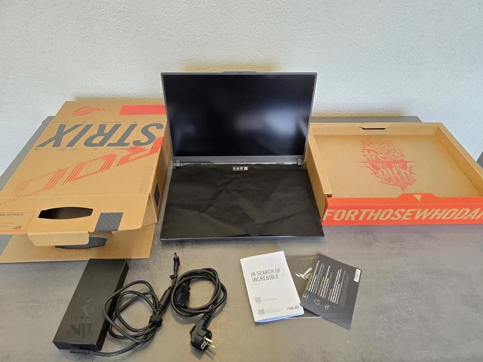 Gaming Laptop ASUS ROG G18 RTX 4080 i9-14900HX 32GB 1TB SSD QHD+ 240Hz