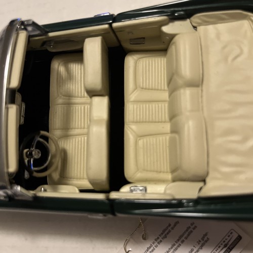 1957 Chrysler 300C Convertible Die Cast Model By Franklin Mint 1:24 Limited Ed - Picture 13 of 18