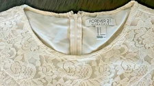 Women Lacey white cap sleeve cocktail dress-sz Small-Forever 21 Essentials