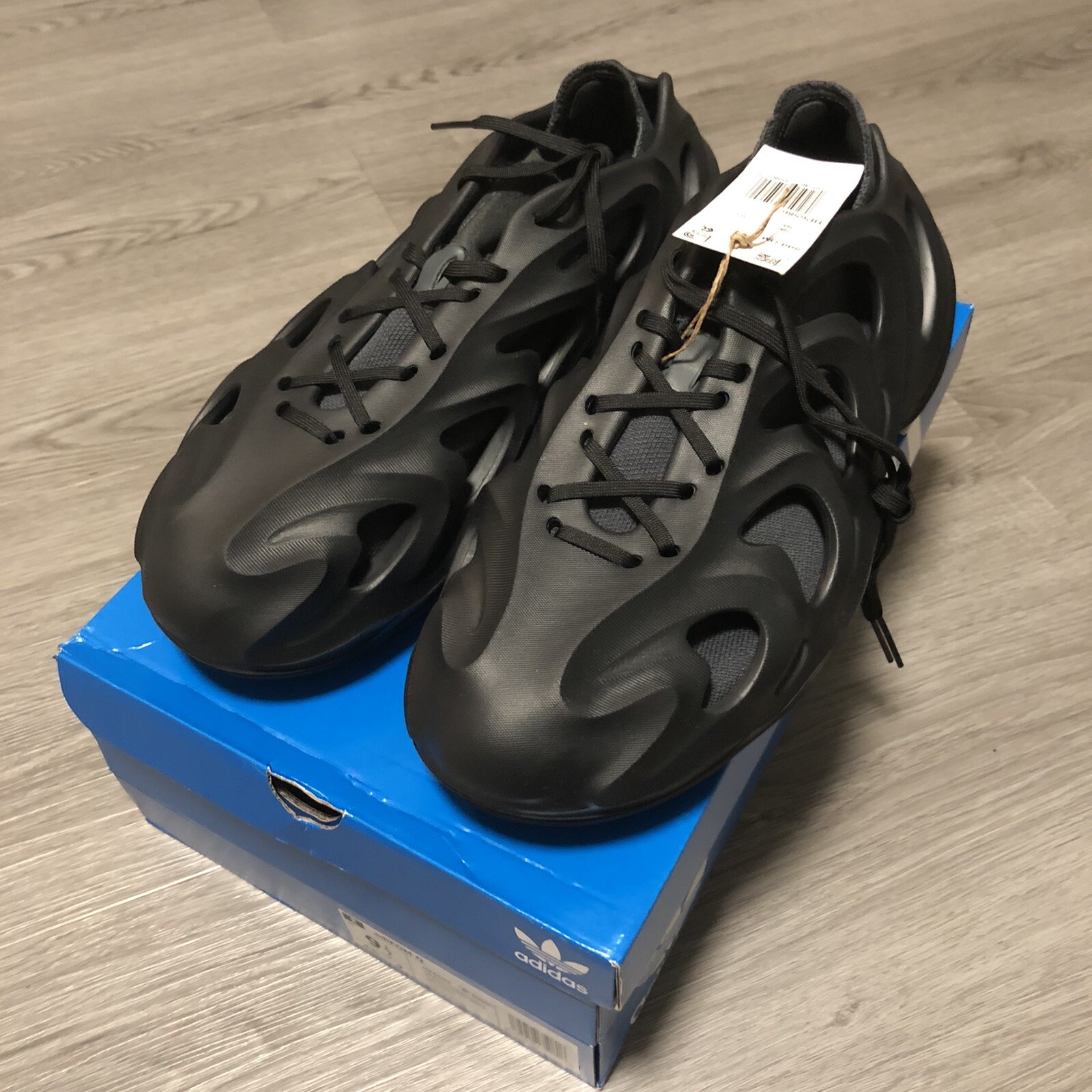 adifom q carbon black