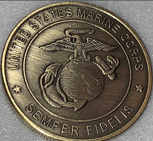 United States Marine Challenge Coin. USMC Memorial Coin With Iwo Jima Flag - Picture 2 of 2
