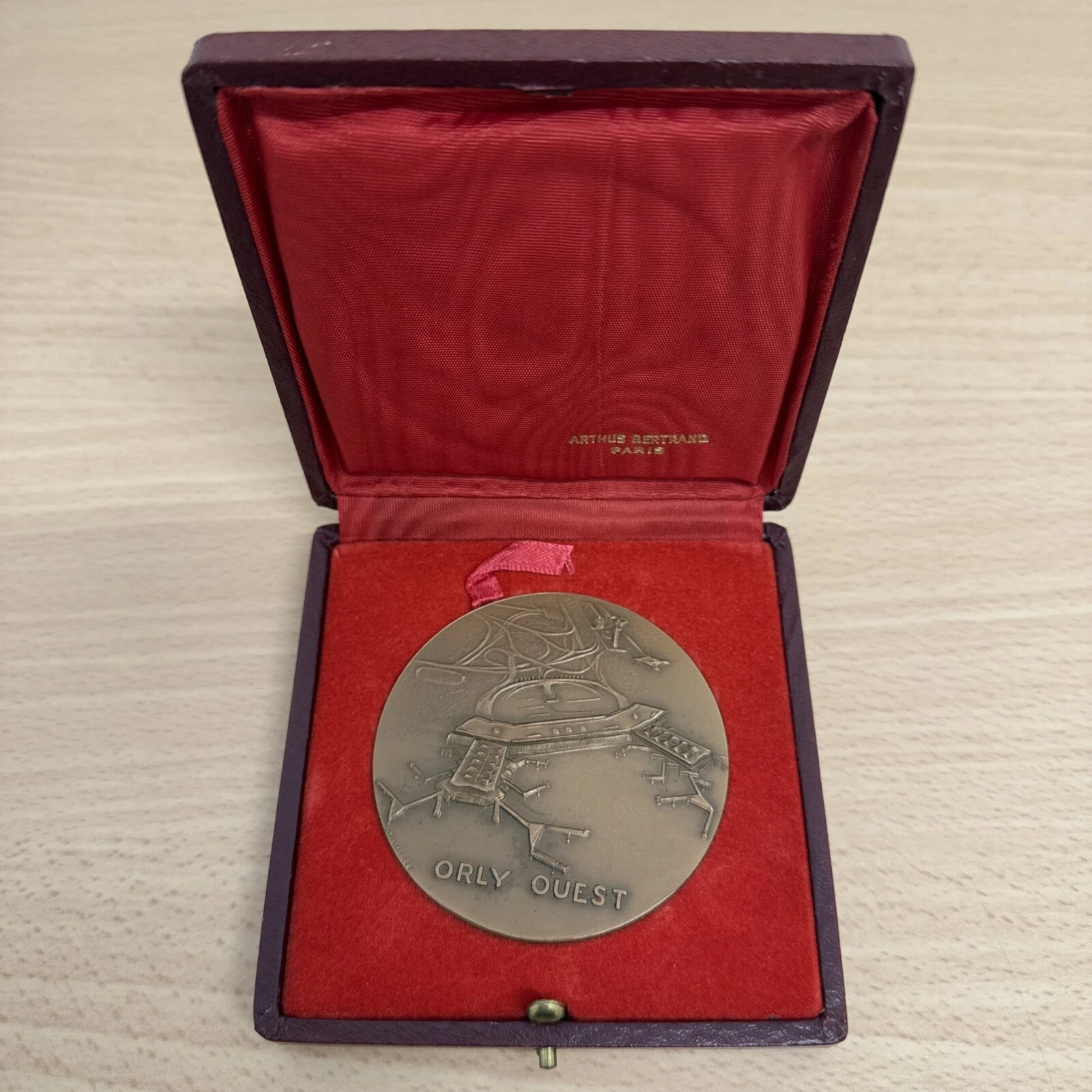 Médaille Aéroport De Paris Orly Ouest En Bronze 1971