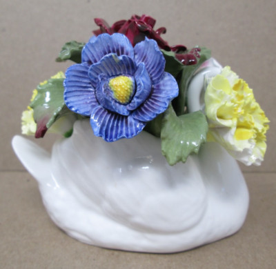 Vintage Aynsley England Swan Flower Bouquet Hand Painted Figurine Made England