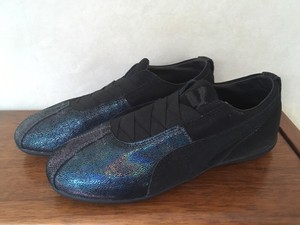 black shiny trainers