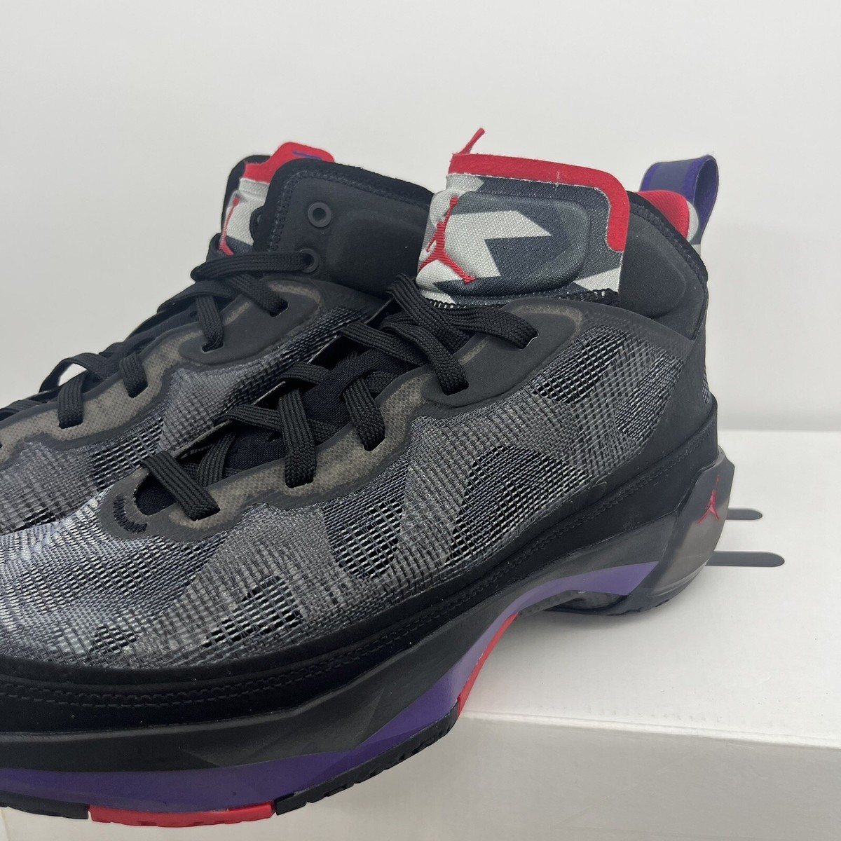 NEW Air Jordan XXXVII Men's Size 9.5 Black/True Red-Club NEW Air Jordan XXXVII Men's Size 9.5 Black/True Red-Club
