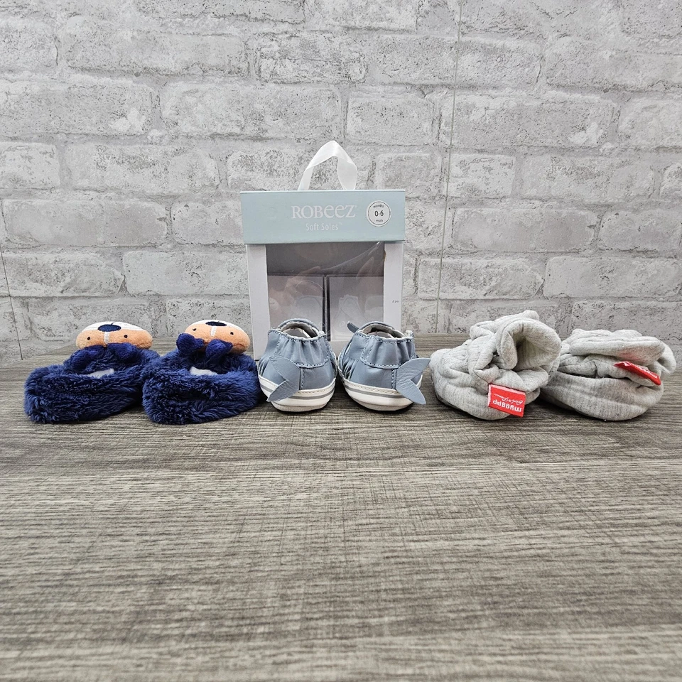 Lot of 3 infant boy shoes size 2 0-6 months - Image 3 of 4