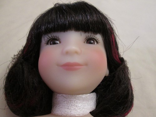 Sydney Nude Ruby Red Fashion Friends Siblies Doll Black Hair Red Highlights - Picture 7 of 9