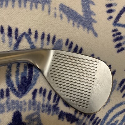 Titleist SM8 Vokey Design Wedge 58*/10 Bounce S-Grind With Wedge