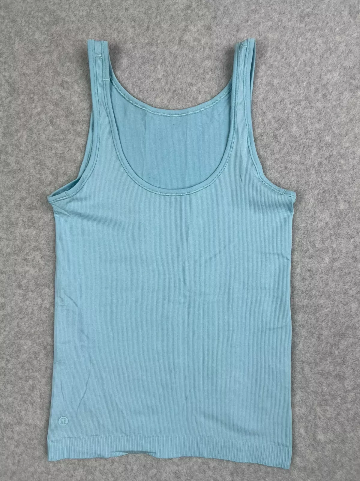 lululemon lot of 2 seek simplicity 2 ways no size dot tank-top