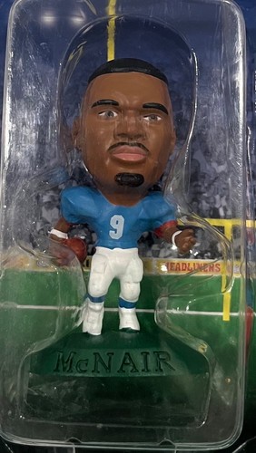 Steve McNair # 9 QB Houston Oilers 1996 NFL Football Headliners 3" Figure - Picture 2 of 4