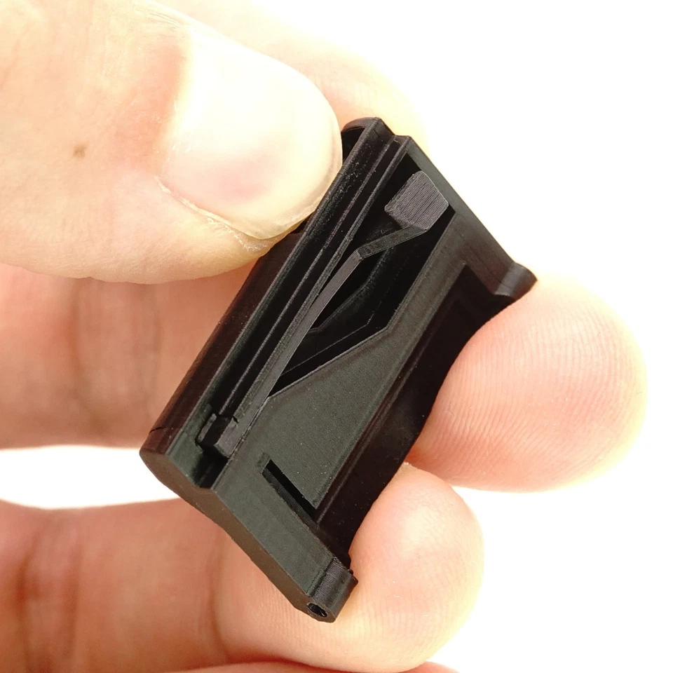 Ausgeknipst Batteriefachdeckel V2 für Canon A-1, AE-1 & AE-1P Battery Door Cover - Bild 4 von 4