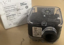 Krom Schroder DG50T 84447822 Gas Pressure Switch 1-20 in WC NOS