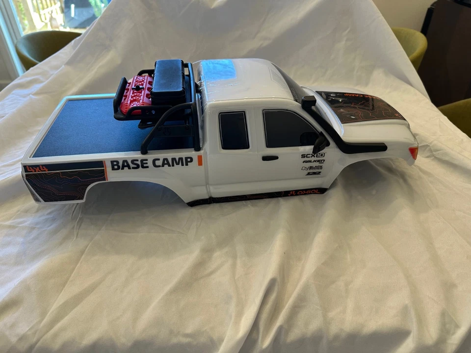 Cuerpo de campamento base Axial SCX10 III blanco con accesorios estante de snorkel nuevo 1/10 Foto 2 de 4