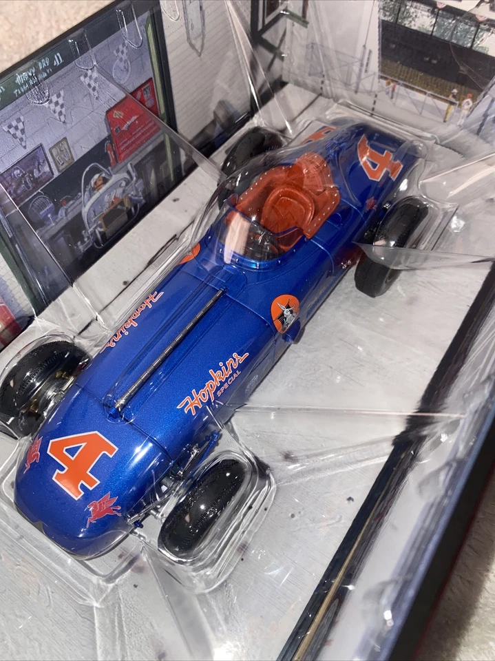 Carrusel 1 1955 Bill Vukovich Indianapolis 500 #4 Kurtis Kraft Roadster 1:18 Foto 4 de 4