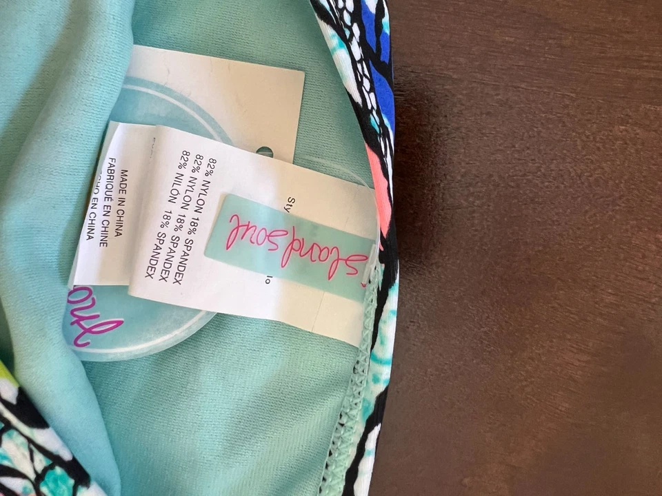 Traje de baño Island Soul mediano con parte inferior de bikini blanco verde para mujer  Foto 3 de 4