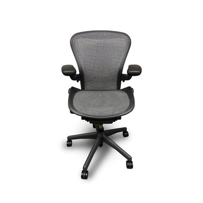 Generalüberholter Herman Miller Aeron - neue Generation - voll beladen - MK2 - Größe B