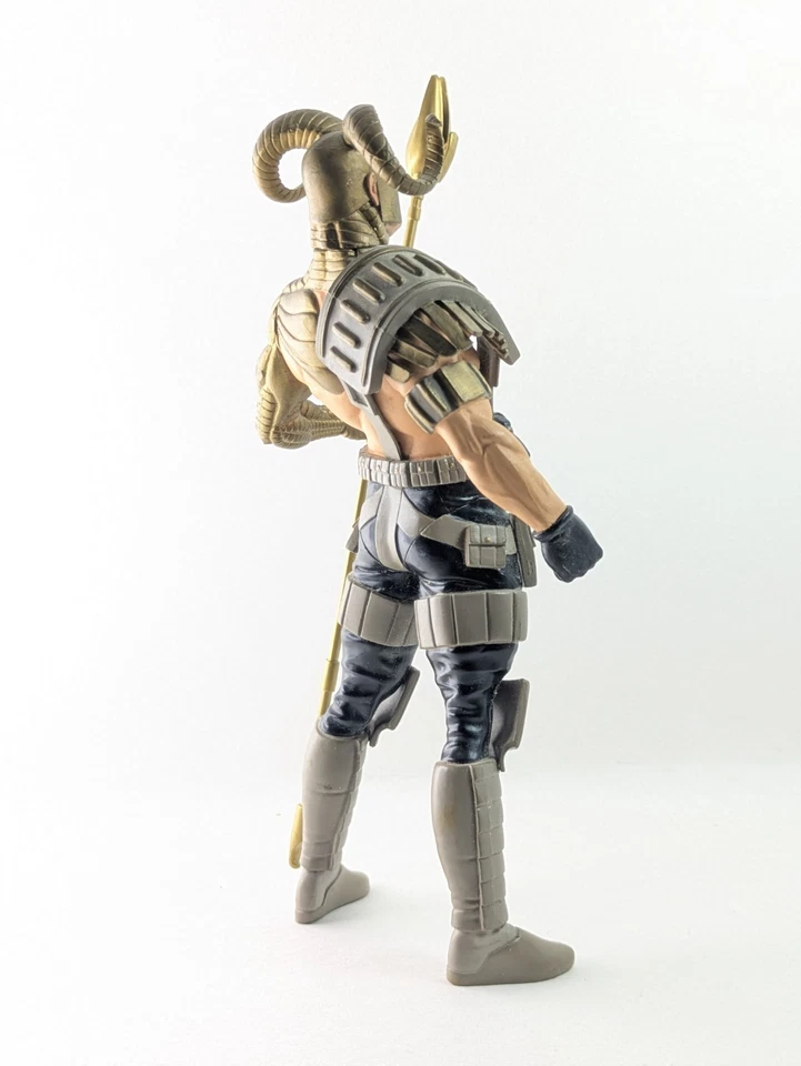 Коллекционная экшн-фигурка Magog из комиксов DC Comics Alex Ross Kingdom Come  - Изображение 4 из 4