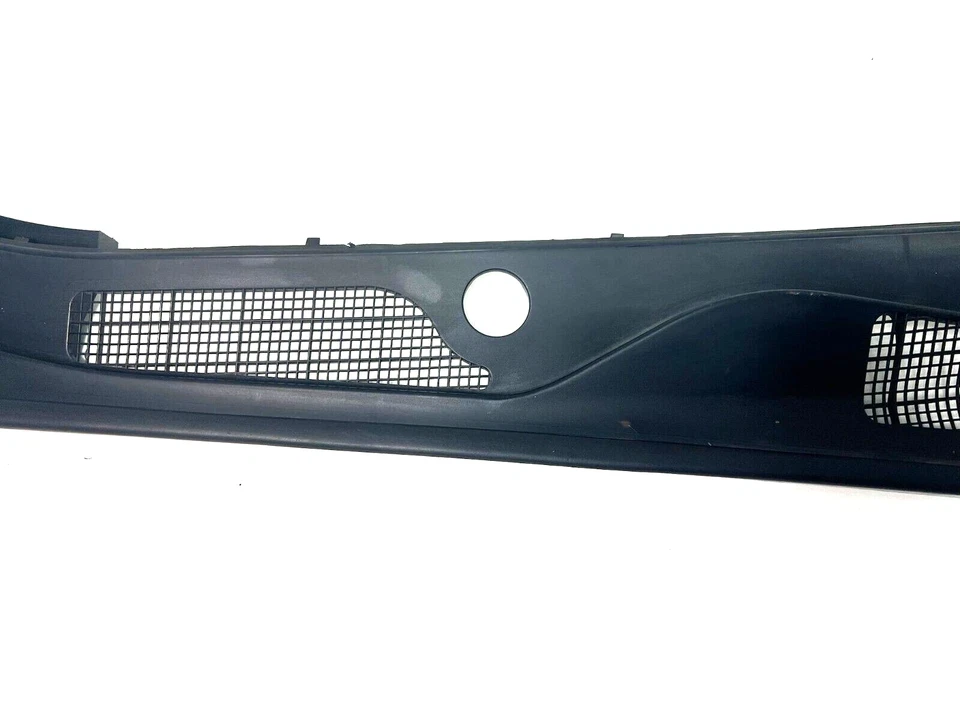 2002 2003 2004 2005 2006 LEXUS ES300.ES330 WINDSHIELD COWL VENT PANEL COVER,TRIM - Image 3 of 4