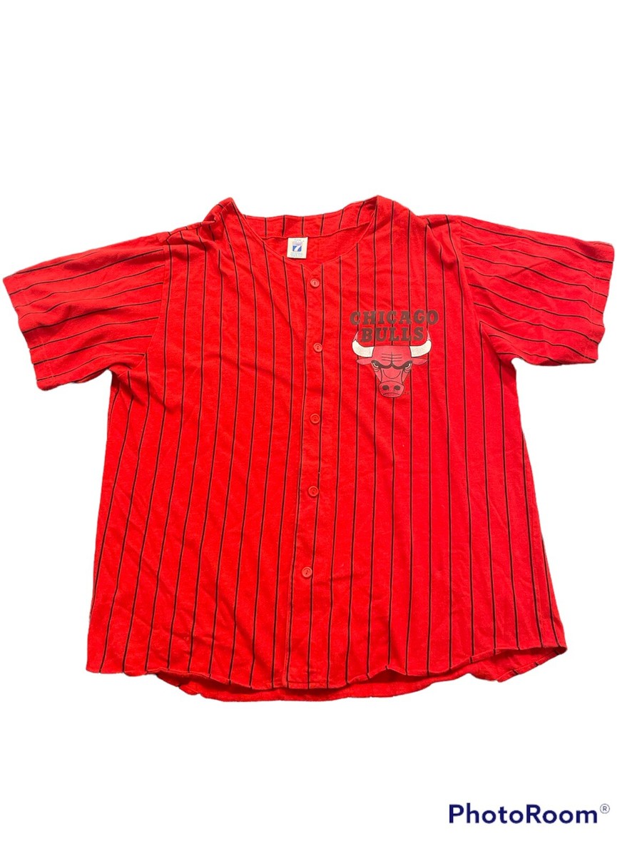 90s ビンテージ NBA Chicago Bulls レッド タンクジャージ Vintage 90s Logo 7 Chicago Bulls NBA Red Pinstripe Baseball