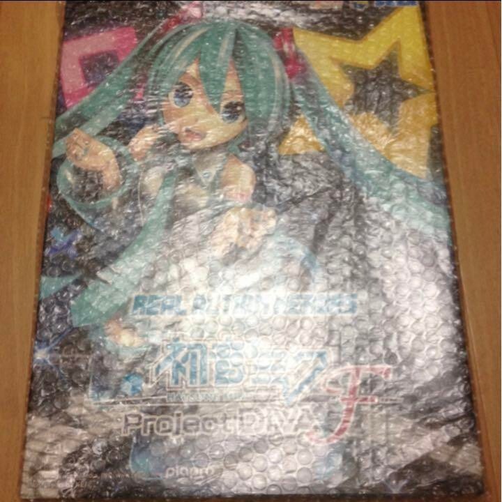 Real Action Heroes Hatsune Miku Project DIVA- F Action Figure SEGA