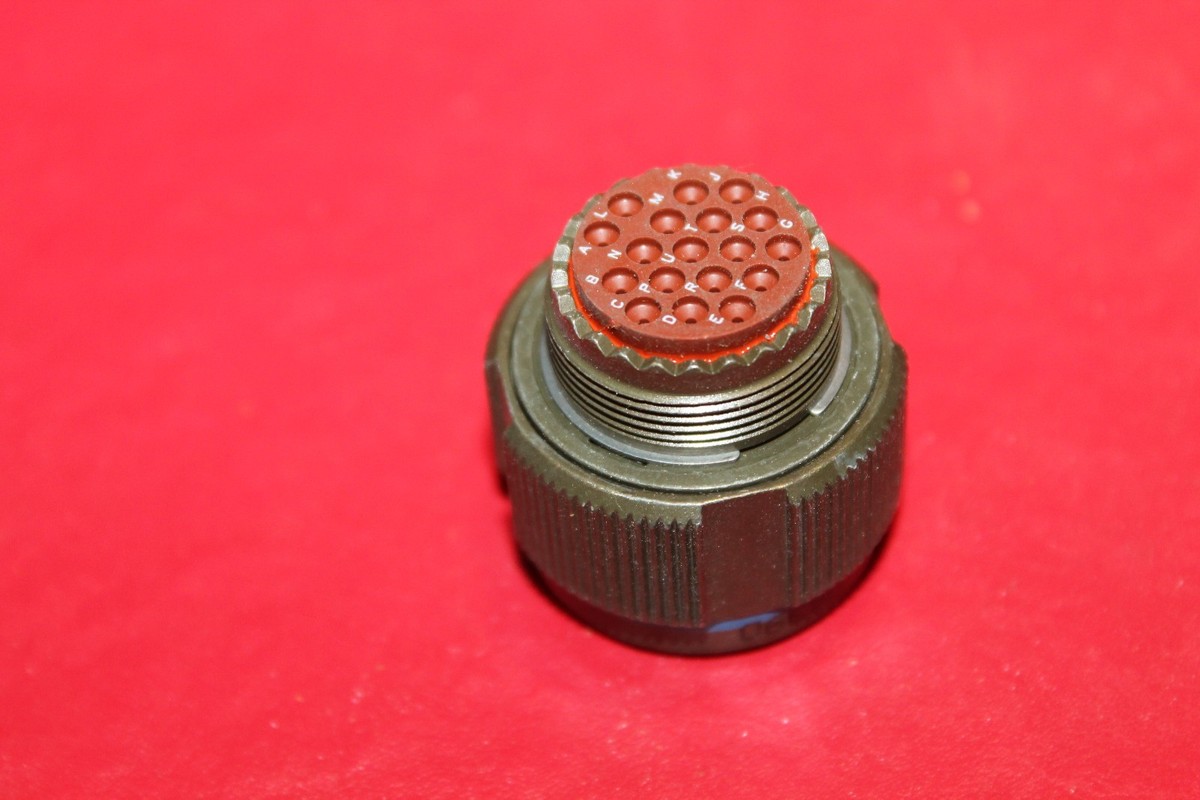 11139 Deutsch 18 pin connector | eBay
