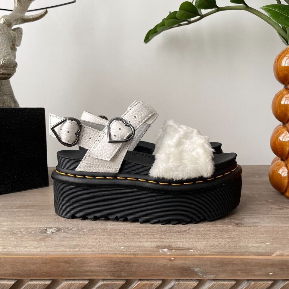 Dr MARTENS VOSS Platform Sandals Quad Fluffy White Faux Fur Heart