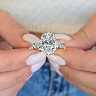 2,89 TCW Ovalschliff Moissanit Halo Hochzeit Verlobungsring 14K Weißgold plattiert