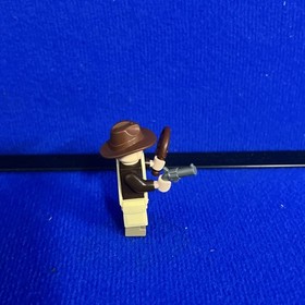 Authentic LEGO Indiana Jones IAJ001 MiniFigure W/Whip Satchel Hat Gun