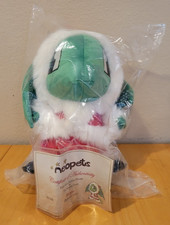 Rare Neopets Third Holiday Plushie Shoyru 247/250 w/ Box  COA 2005 Collectible