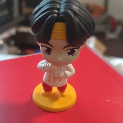 McDonald's Chibi Style Character Figurine Toy w/ M Logo Shirt Yellow Base