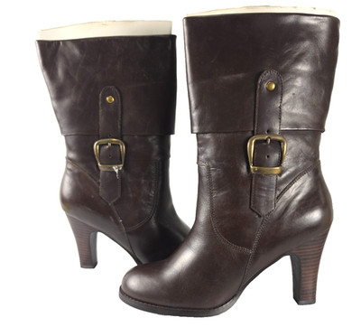 Vintage Wilson's Women's Leather Outlet High Heel Dark Brown Boots Size 9M.