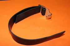TRIUMPH BSA  BATTERY CARRIER BLACK RUBBER STRAP 17" BUCKLE HOOK 82-9005 68-4577