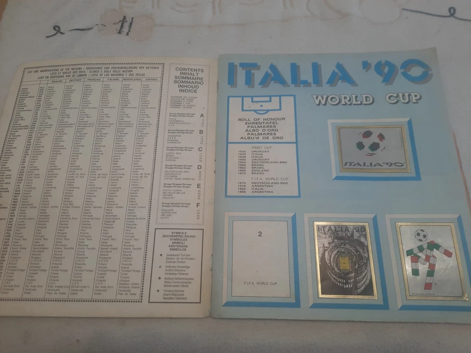 ALBUM PANINI CALCIATORI MONDIALE ITALIA 1990  DA RECUPERO CON CIRCA 350 FIGURINE - Immagine 3 di 4