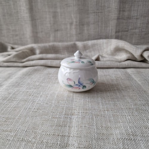 Aynsley Little Sweetheart Trinket Pot