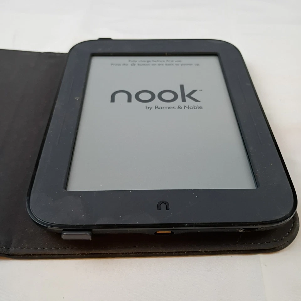 Nook Simple Touch E-Reader 6" Wi-Fi Touchscreen Untested - Image 4 of 4