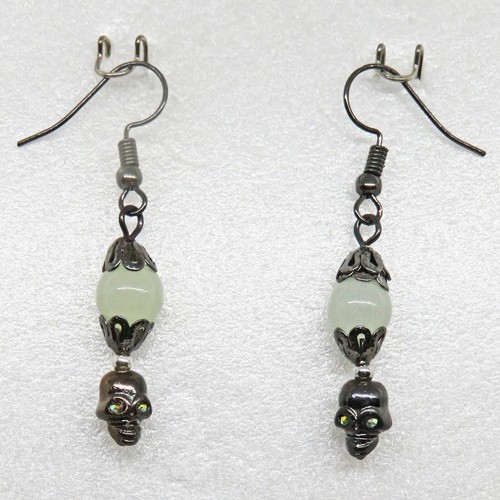 Halloween Rhinestone Eyes Skull & Glow-in-the-dark Bead Aretes Por SoniaMcD - Imagen 3 de 17
