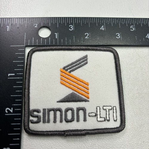 Vtg SIMON LTI Fire Truck Fire Engine Patch (I think) 00RM